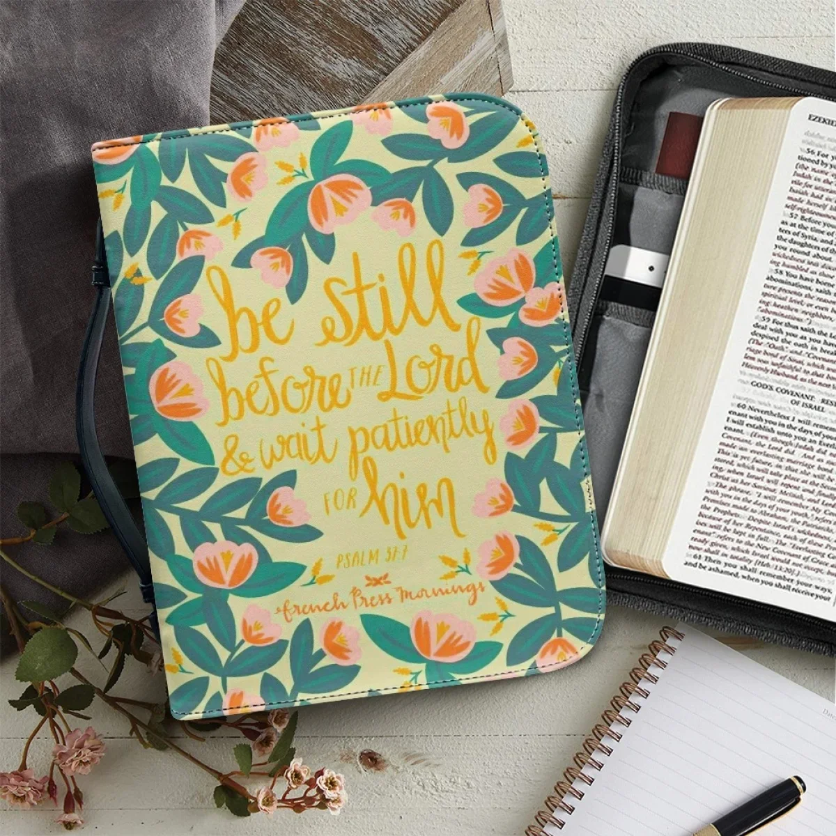 Women's Handbag New Bible Hymns Print Bible Storage Bags Customized Genuine Leather Bible Cover Case Zipper Handle Christian Bag
Women's Handbag New Bible Hymns Print Bible Storage Bags Customized Genuine Leather Bible Cover Case Zipper Handle Christian Bag