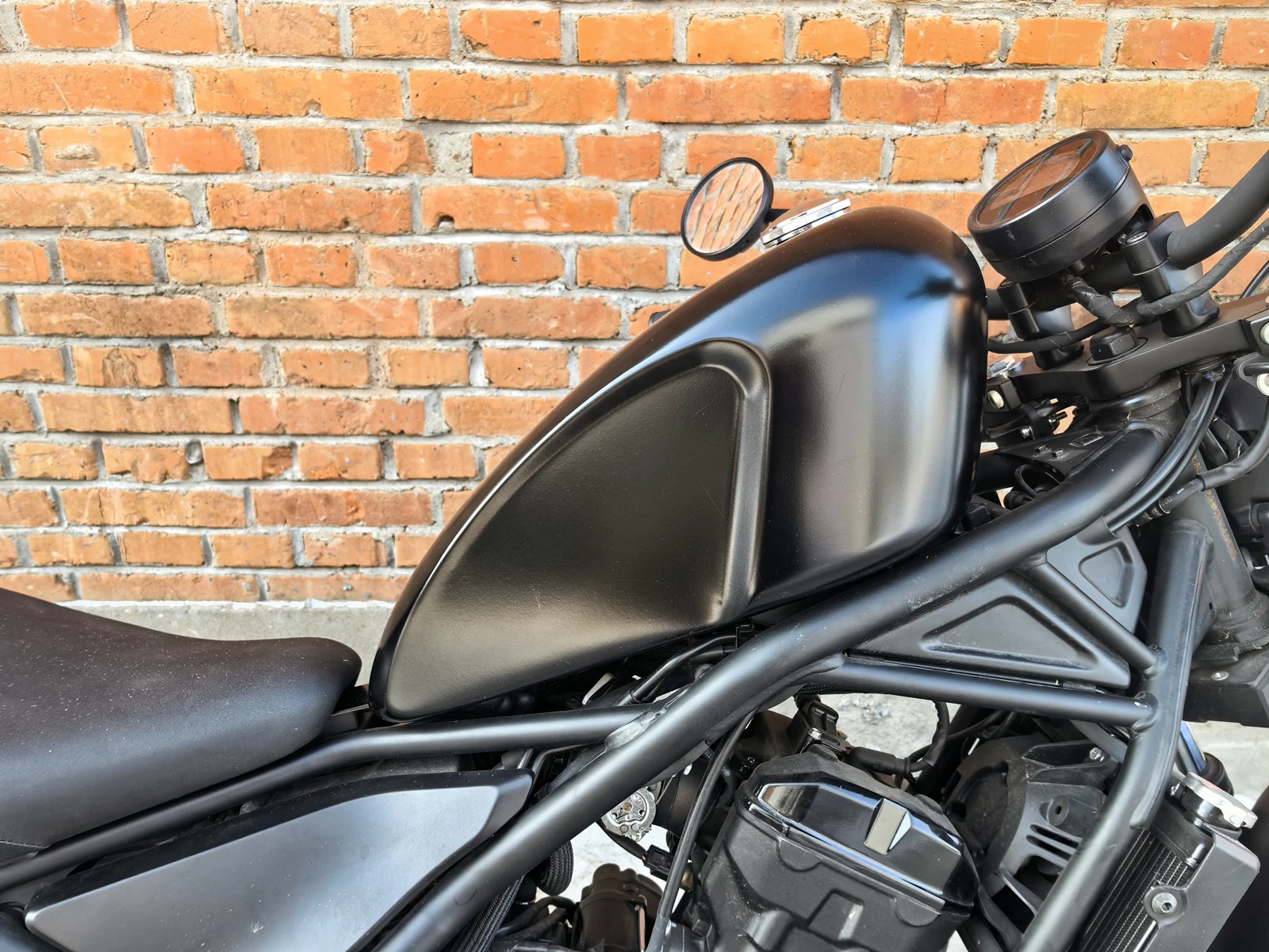 12-литровый бензобак для мотоцикла Honda Rebel CM 300 500 CM300 CM500 2017-2023 годов выпуска
12-литровый бензобак для мотоцикла Honda Rebel CM 300 500 CM300 CM500 2017-2023 годов выпуска