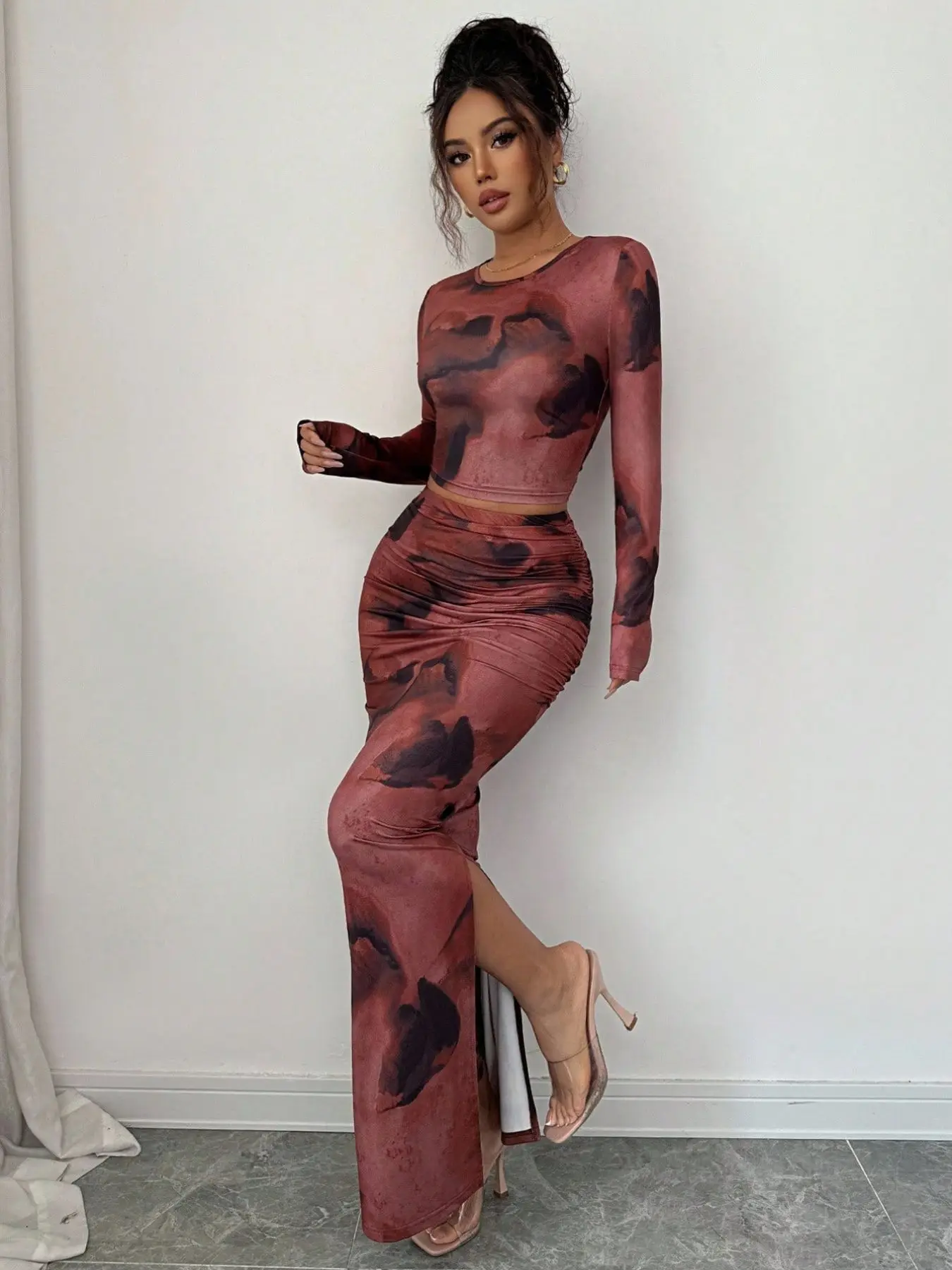 SKMY 2026 Spring New Arrival Two Piece Outfits Women's Tie-Dye Printed Long Sleeve T-Shirts Bodycon Skirt Sets Party Clubwear
SKMY 2026 Spring New Arrival Two Piece Outfits Women's Tie-Dye Printed Long Sleeve T-Shirts Bodycon Skirt Sets Party Clubwear