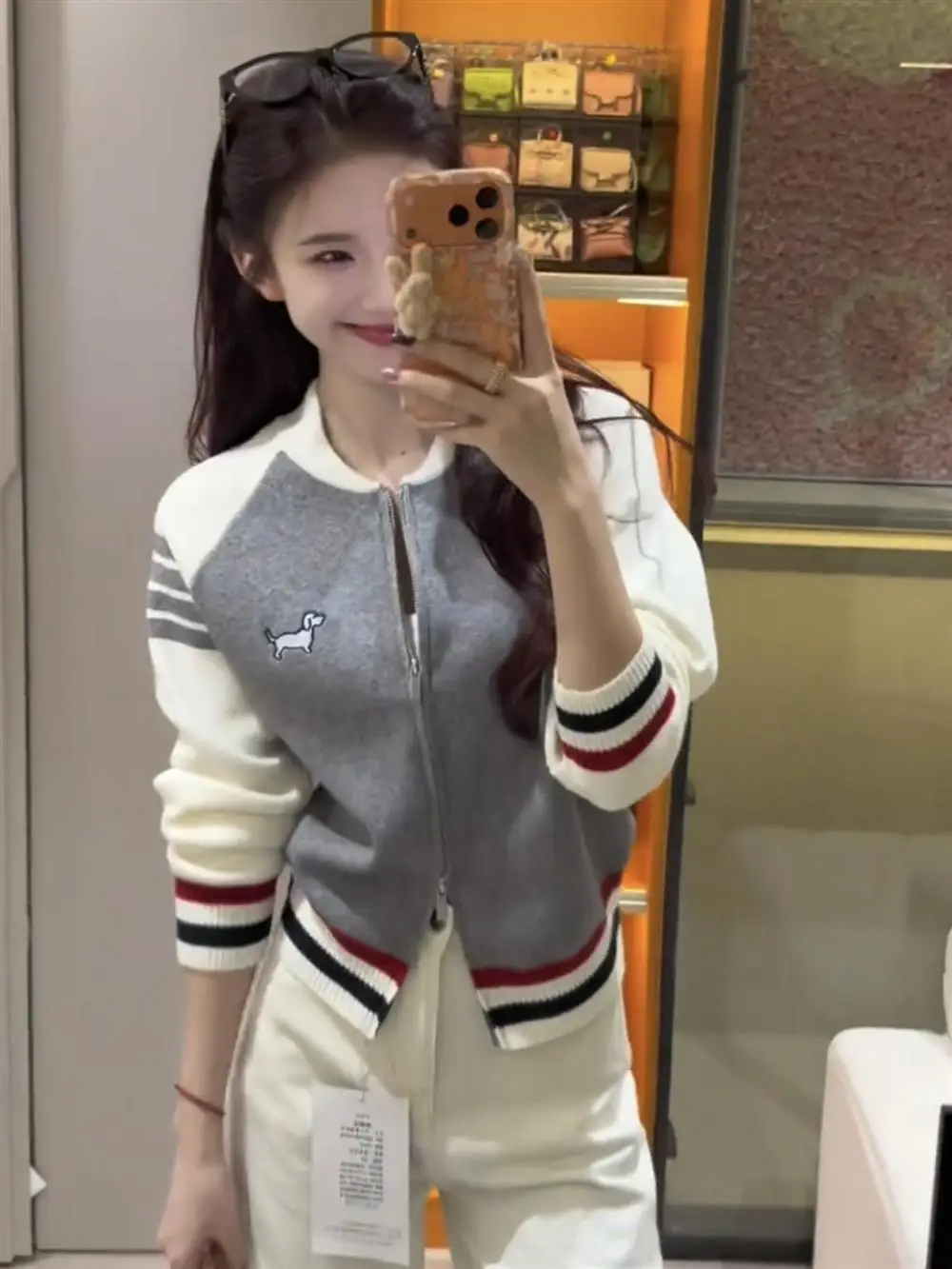 Korean Style Women's Knitted Cardigan Spring Autumn Winter Stripe Color Block Long Sleeve Baseball Jacket Warm Outerwear
Korean Style Women's Knitted Cardigan Spring Autumn Winter Stripe Color Block Long Sleeve Baseball Jacket Warm Outerwear
