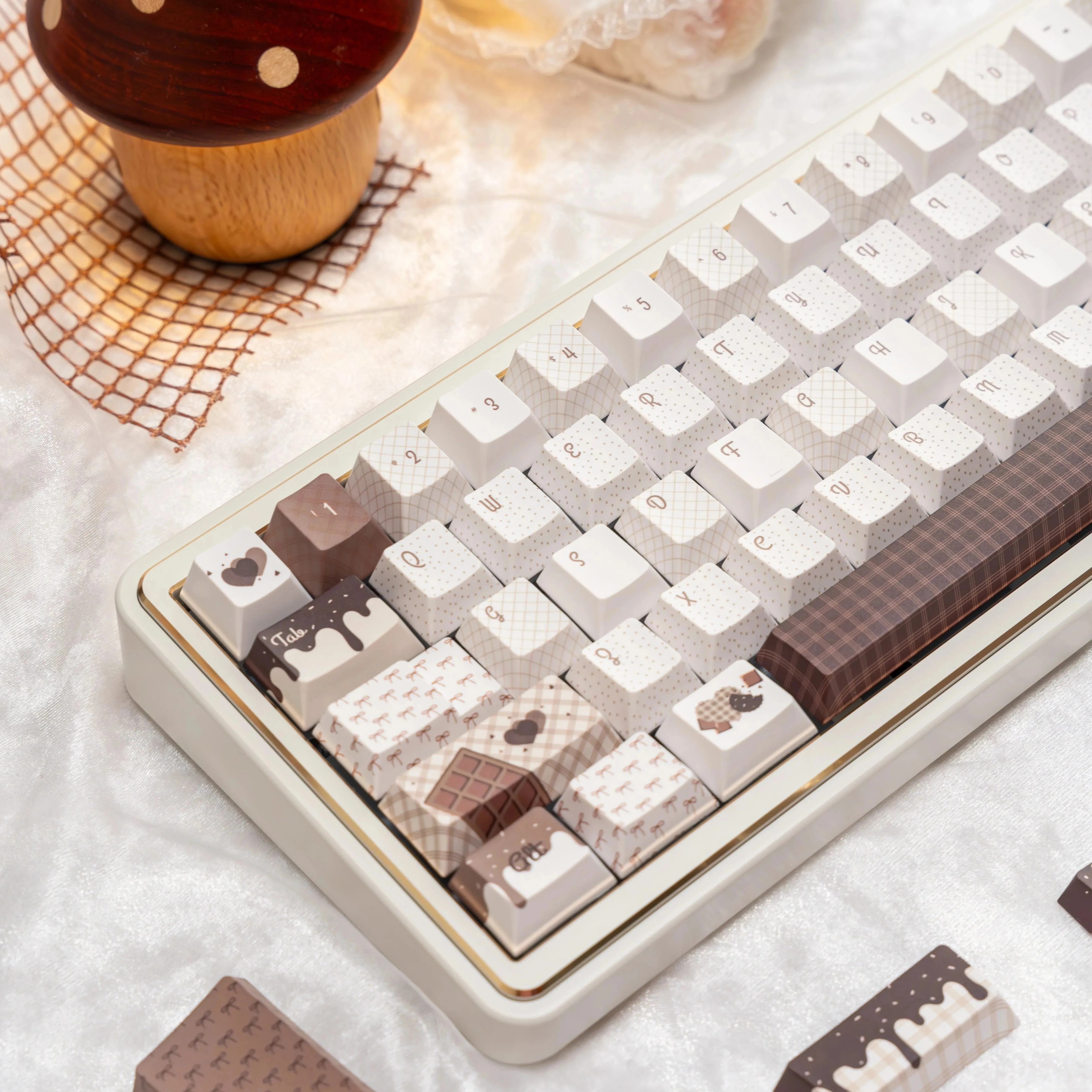 MiFuny Crispy Chocolate Theme Keycaps Anime 145 Keys PBT Cherry Profile Keycap Customized Keycaps for Mechanical Keyboard Gift
MiFuny Crispy Chocolate Theme Keycaps Anime 145 Keys PBT Cherry Profile Keycap Customized Keycaps for Mechanical Keyboard Gift