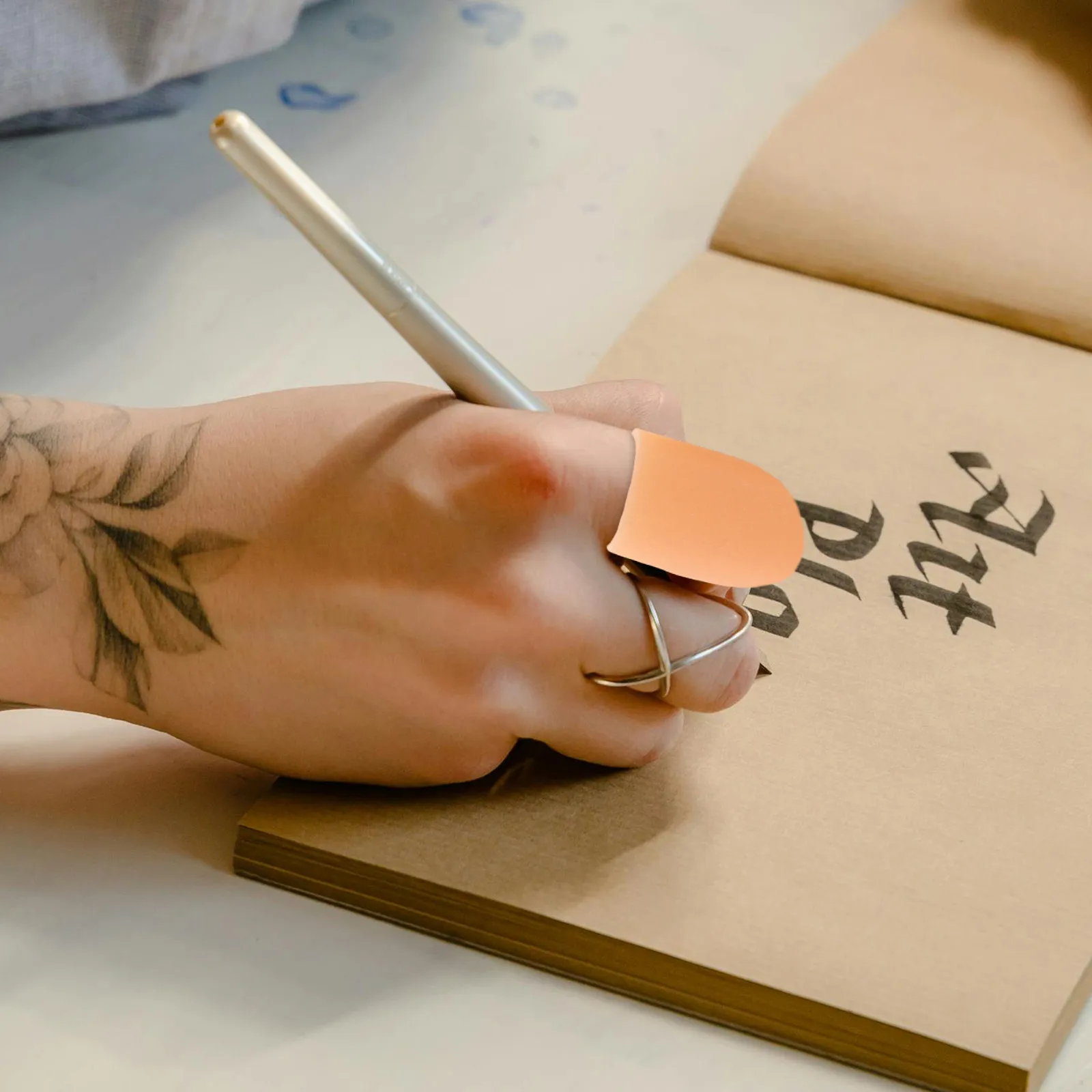 5Pairs Finger Protection Covers Silicone Finger Sleeves Anti-Friction Breathable Joint Covers for Painting Typing Repair
5Pairs Finger Protection Covers Silicone Finger Sleeves Anti-Friction Breathable Joint Covers for Painting Typing Repair