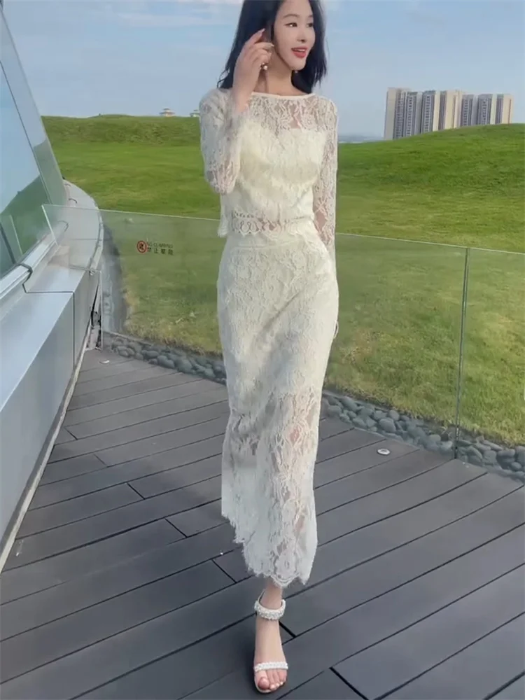 2025 new lace patchwork long sleeved artistic style top and half skirt Advanced and elegant fashion set for summer
2025 new lace patchwork long sleeved artistic style top and half skirt Advanced and elegant fashion set for summer