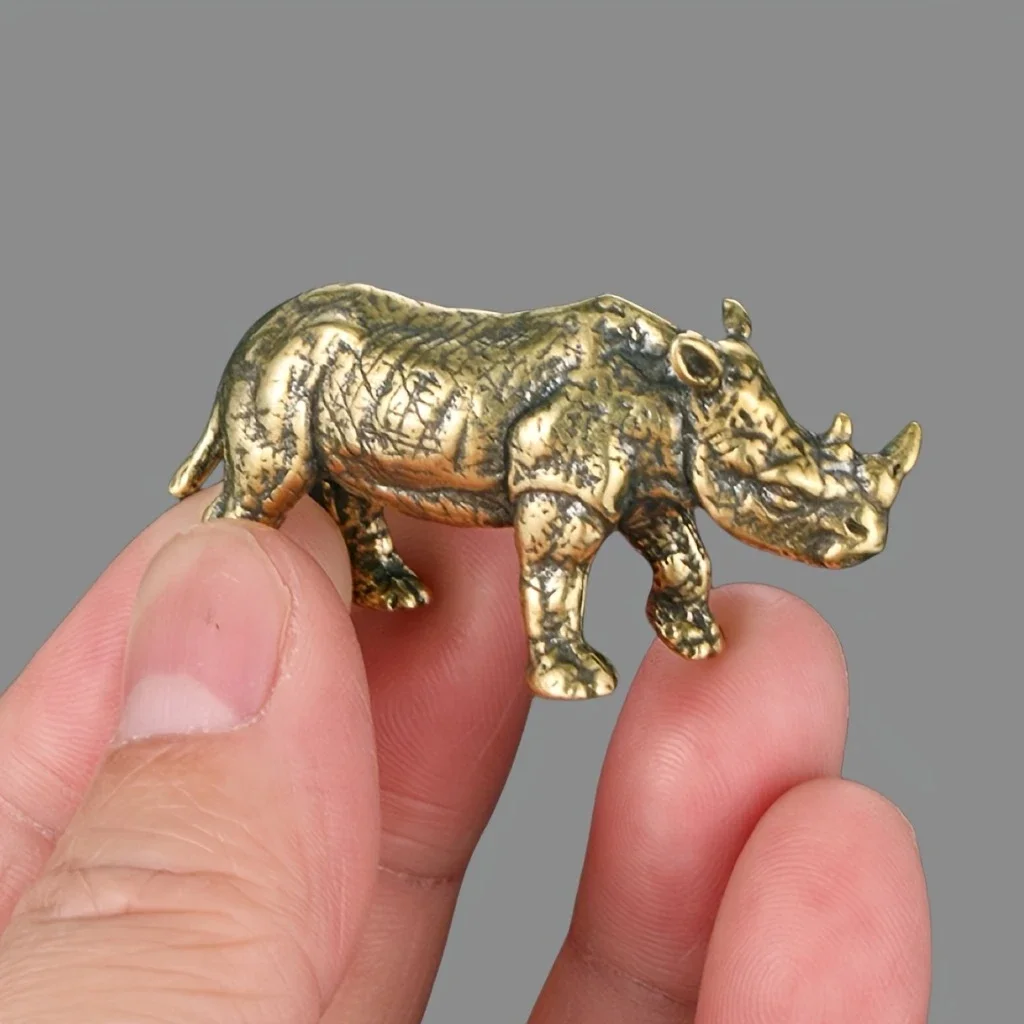 1pc Brass Rhino Figurine Solid Brass Animal Statue for Office Desk Decor, Tea Pet, Anime-Themed Party Ornament
1pc Brass Rhino Figurine Solid Brass Animal Statue for Office Desk Decor, Tea Pet, Anime-Themed Party Ornament