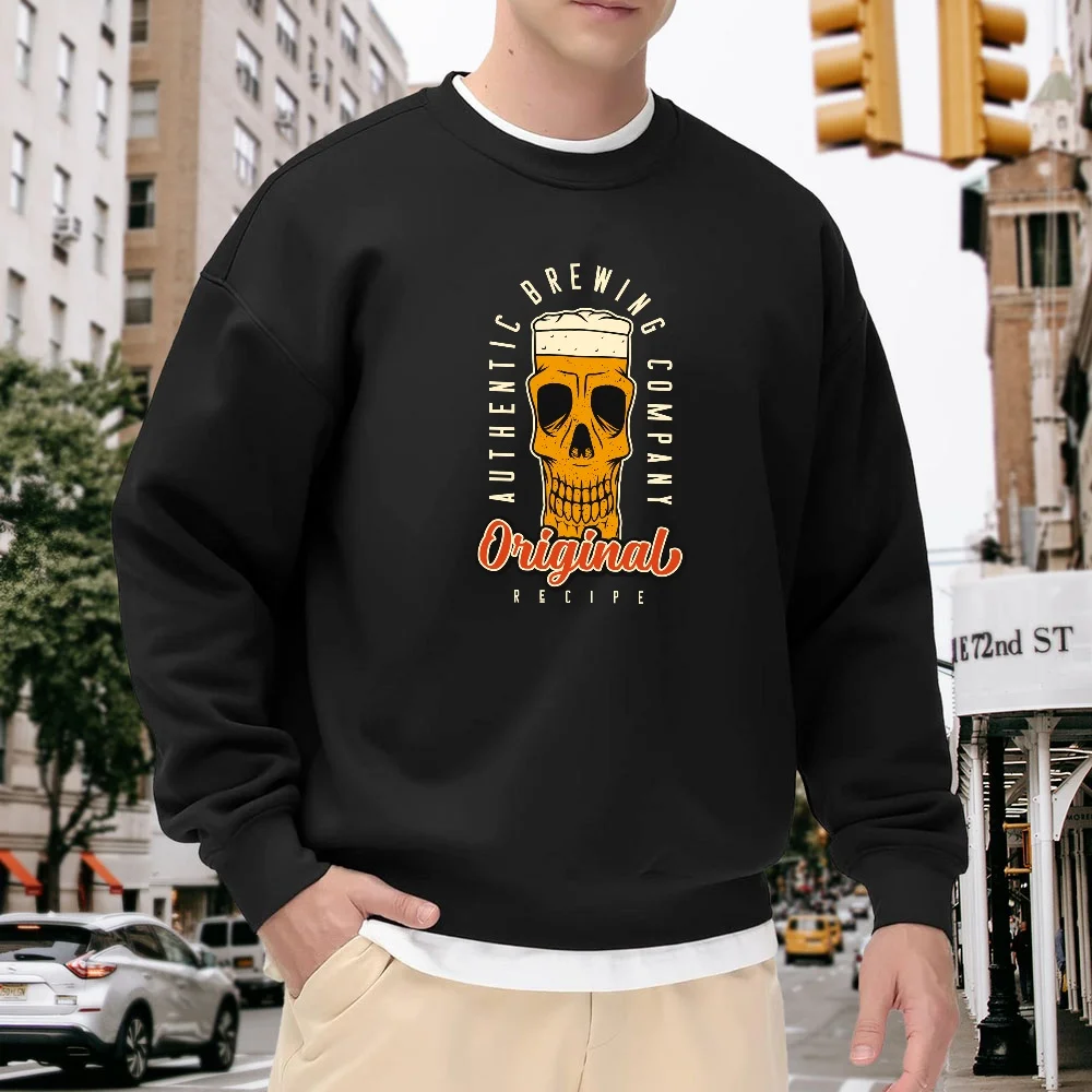 Men's Black Crew Neck Loose Sweatshirt, Vintage Skull Beer Print Top, Street Casual Versatile Style, Comfortable Pullover for Everyday Wear
Men's Black Crew Neck Loose Sweatshirt, Vintage Skull Beer Print Top, Street Casual Versatile Style, Comfortable Pullover for Everyday Wear