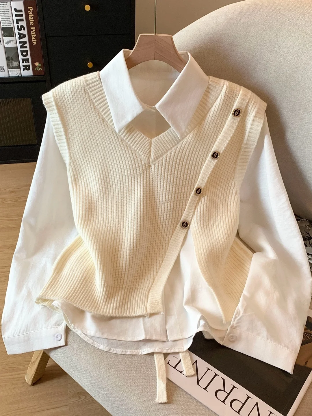 Irregular Knitted Long Sleeve Vest Top Women's Shirt Two-Piece Set Autumn New Style Layered Upper Body Straight Cut Collar
Irregular Knitted Long Sleeve Vest Top Women's Shirt Two-Piece Set Autumn New Style Layered Upper Body Straight Cut Collar