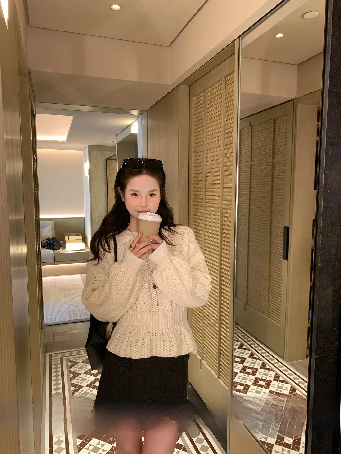 Soft Cozy Korean Sle Women's Sweater Spring Design Waist-Cinching Knitted Top Sweet Polka Dot Casual Faion Pure E-commerce
Soft Cozy Korean Sle Women's Sweater Spring Design Waist-Cinching Knitted Top Sweet Polka Dot Casual Faion Pure E-commerce