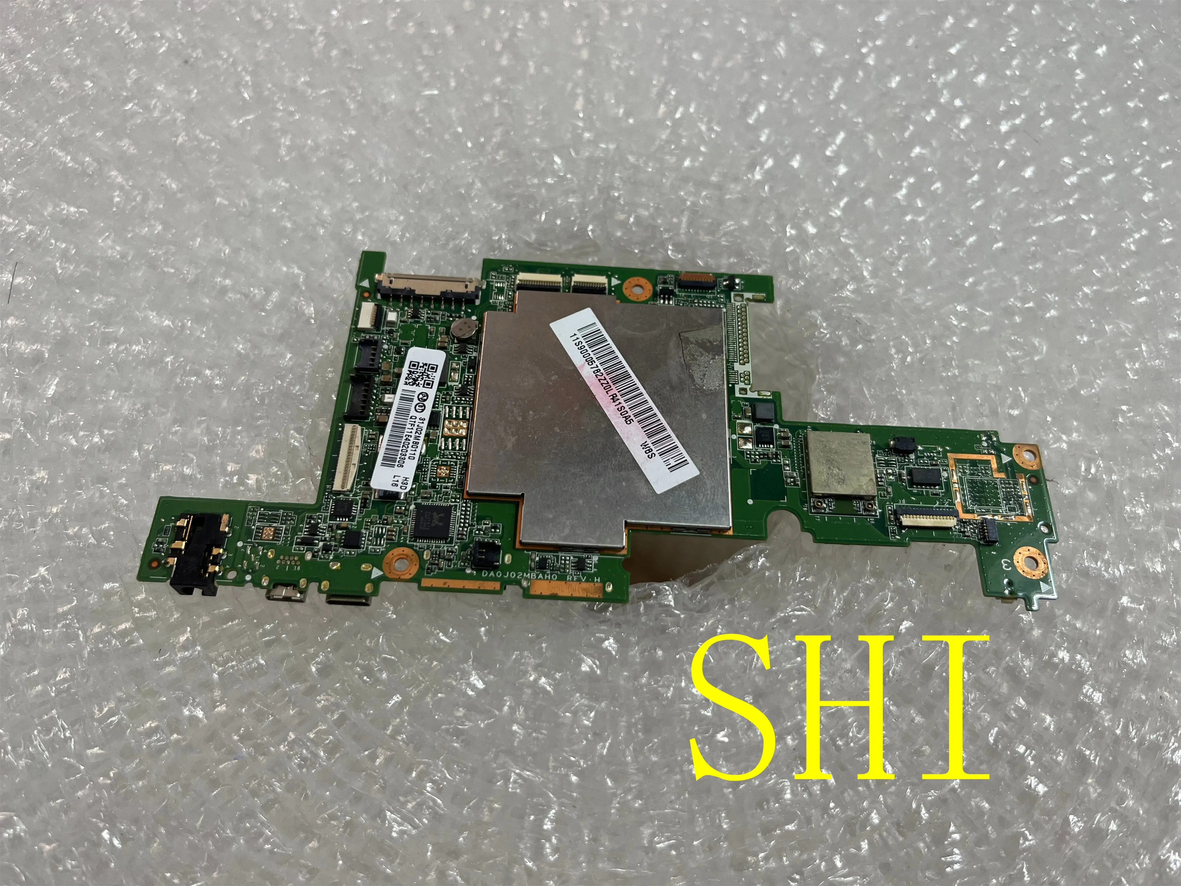 Original Used for Lenovo Tablet Miix 2 10 Motherboard Mainboard DA0J02MBAH0 100% test OK
Original Used for Lenovo Tablet Miix 2 10 Motherboard Mainboard DA0J02MBAH0 100% test OK