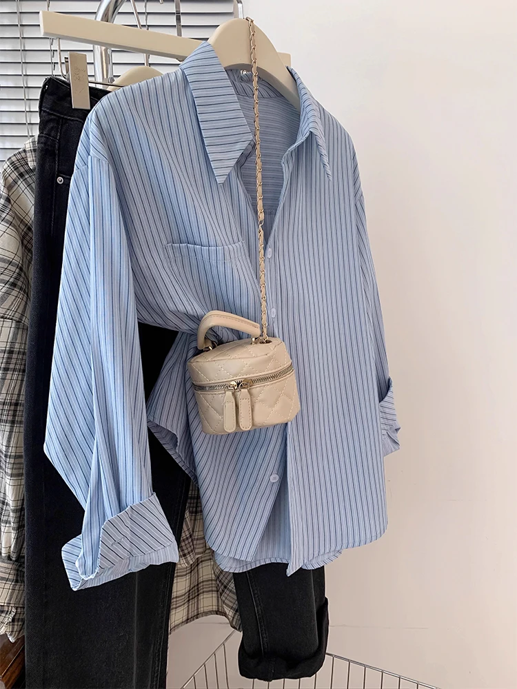 Blue Striped Women's Shirt Autumn Winter New Early Spring Lightweight Top Layered Wear Inner Match Base Shirt Coat
Blue Striped Women's Shirt Autumn Winter New Early Spring Lightweight Top Layered Wear Inner Match Base Shirt Coat
