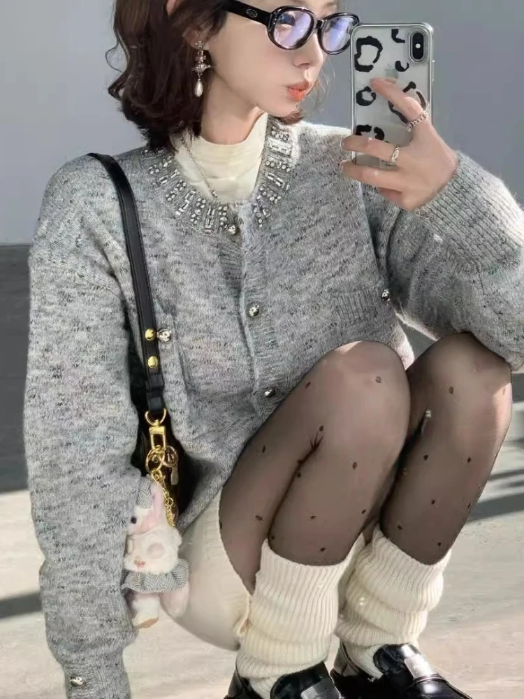 Серый кардиган, женский свитер, осень-зима 202, вязаная укороченная куртка, мягкий свободный универсальный трикотаж, женская одежда, уличная одежда, топ
Серый кардиган, женский свитер, осень-зима 202, вязаная укороченная куртка, мягкий свободный универсальный трикотаж, женская одежда, уличная одежда, топ
