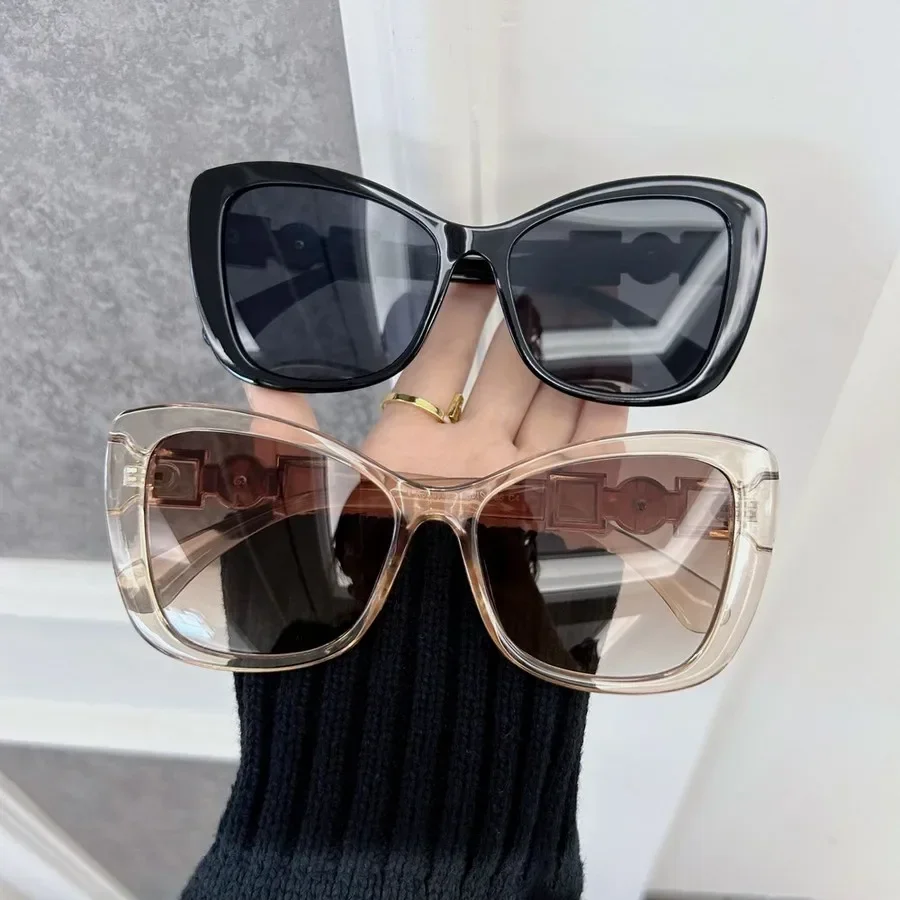 Designer Brand Square Sunglasses Women Men Classical Cat Eye Frame Sun Glasses Female Gradient Mirror Colors Elegant Fashion
Designer Brand Square Sunglasses Women Men Classical Cat Eye Frame Sun Glasses Female Gradient Mirror Colors Elegant Fashion