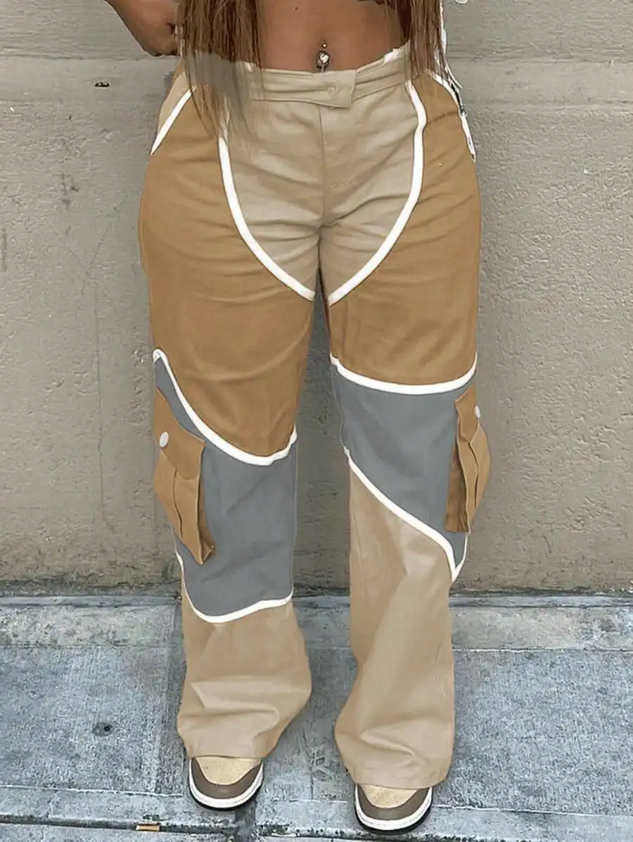 Womens Patchwork Cargo Straight Leg Pants With Contrasting Seams And Multiple Pockets
Womens Patchwork Cargo Straight Leg Pants With Contrasting Seams And Multiple Pockets