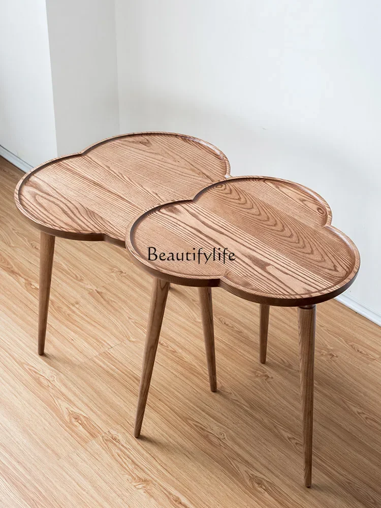 Nordic retro solid wood cloud coffee table living room household small apartment
Nordic retro solid wood cloud coffee table living room household small apartment