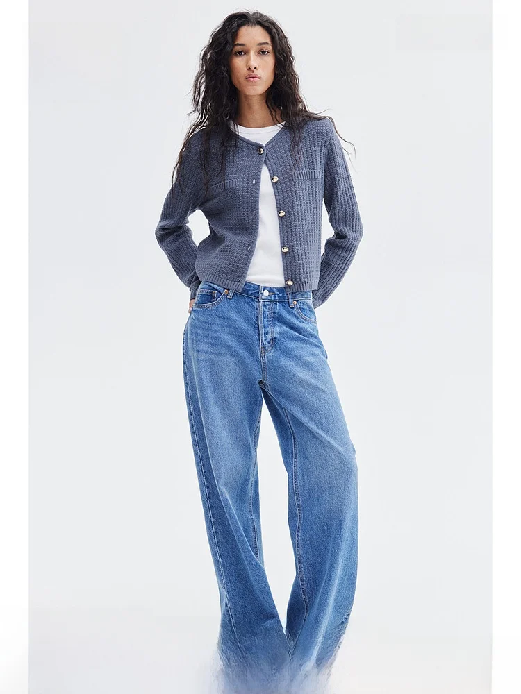 Вязаный кардиган Ele с узором «Осенняя хризантема», из смесового хлопка и полиэстера, с длинными рукавами, стандартный крой, весна, H&M, женский, F...
Вязаный кардиган Ele с узором «Осенняя хризантема», из смесового хлопка и полиэстера, с длинными рукавами, стандартный крой, весна, H&M, женский, F...