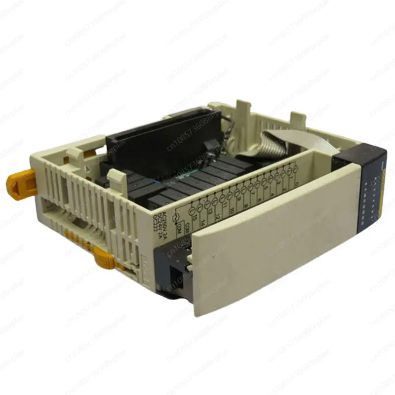 24 VDC/250 VAC 16 Channel Relay Output Module CQM1-OC222 CQM1OC222 Compatible with Omron Machine SYSMAC
24 VDC/250 VAC 16 Channel Relay Output Module CQM1-OC222 CQM1OC222 Compatible with Omron Machine SYSMAC