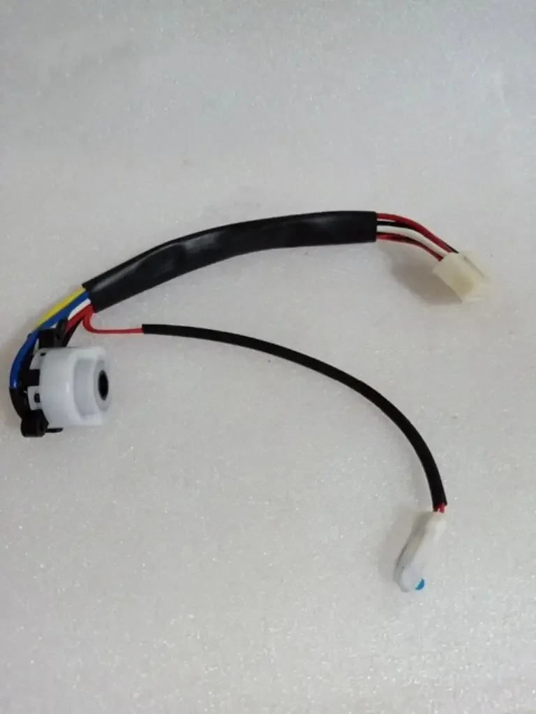 3704130XK02XA Ignition Lock Switch for Great Wall Haval H5 2011
3704130XK02XA Ignition Lock Switch for Great Wall Haval H5 2011