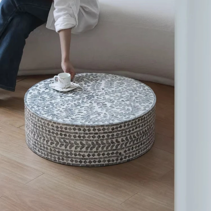 French light luxury shell edge few living room sofa coffee table homestay round low table high-end retro tatami kang few
French light luxury shell edge few living room sofa coffee table homestay round low table high-end retro tatami kang few
