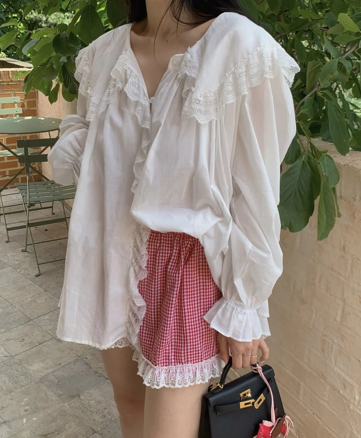 2Colors Summer 2025 Korean Style Turn Down Collar Long Sleeve Shirt Loose Thin Sun Protection Blouse Female Outwear tops (C5110)
2Colors Summer 2025 Korean Style Turn Down Collar Long Sleeve Shirt Loose Thin Sun Protection Blouse Female Outwear tops (C5110)