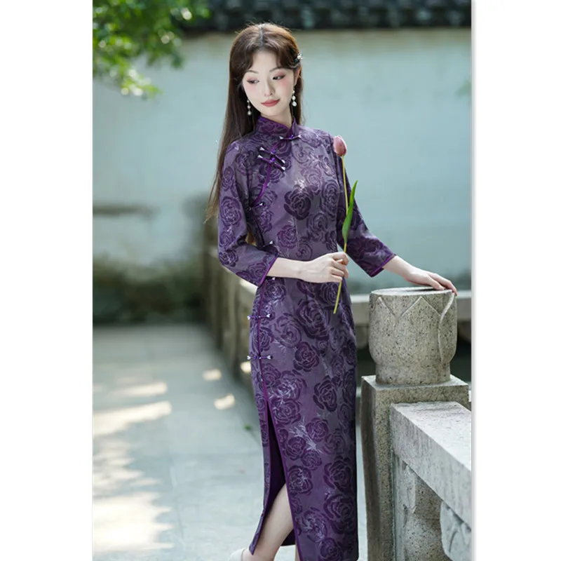 Retro Chinese Style Long 3/4 Sleeves Cheongsam Qi Pao Winter New Middle-Aged and Elderly Women plus Size Dress
Retro Chinese Style Long 3/4 Sleeves Cheongsam Qi Pao Winter New Middle-Aged and Elderly Women plus Size Dress