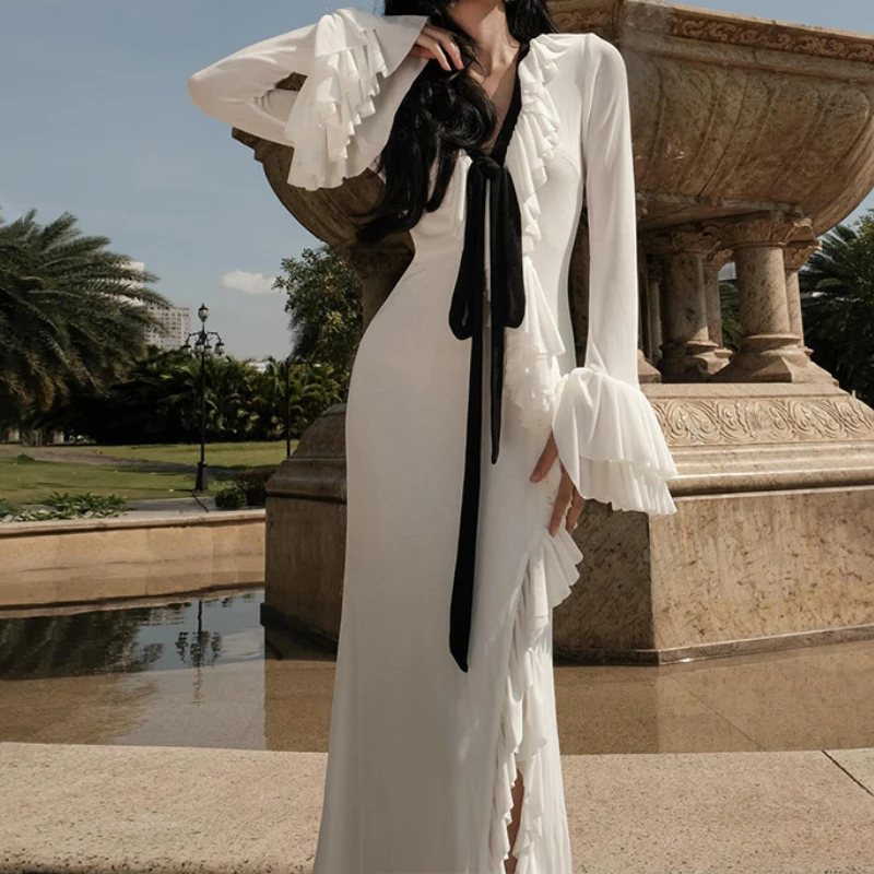 2025 New Spring Autumn Casual Flared Sleeve High Waist Dress Fashion Party Long Elegant Ruffled Lace Up V Neck Women's Dresses
2025 New Spring Autumn Casual Flared Sleeve High Waist Dress Fashion Party Long Elegant Ruffled Lace Up V Neck Women's Dresses