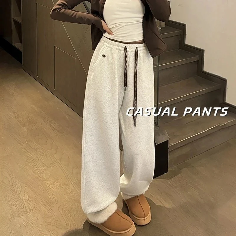 Autumn Winter Drawstring Wide Leg Pants For Women New Plush Thickened Warm Loose High Waist Sweatpants
Autumn Winter Drawstring Wide Leg Pants For Women New Plush Thickened Warm Loose High Waist Sweatpants