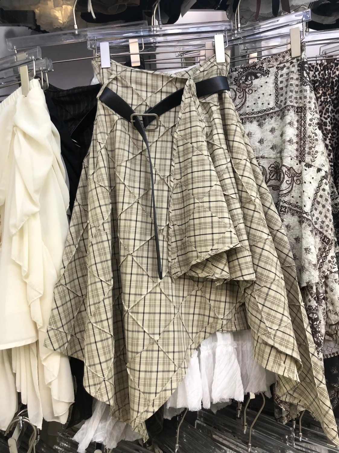 Trendy Half-length Plaid Skirt Mid-length A-line Skirt High-waisted Polyester Fiber Summer New Style for Ladies
Trendy Half-length Plaid Skirt Mid-length A-line Skirt High-waisted Polyester Fiber Summer New Style for Ladies