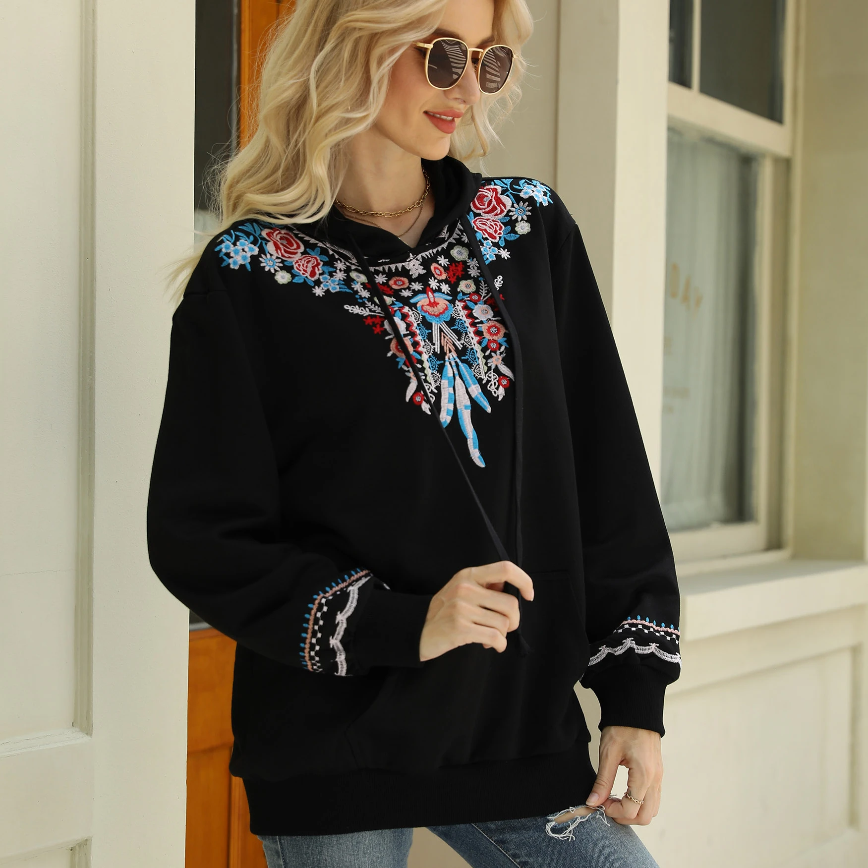 TEELYNN Cotton Embroidery Spring/Autumn Sweatshirts Women Knitted Vintage Long Sleeve Black Sweaters Boho Outwear Casual Hoodies
TEELYNN Cotton Embroidery Spring/Autumn Sweatshirts Women Knitted Vintage Long Sleeve Black Sweaters Boho Outwear Casual Hoodies