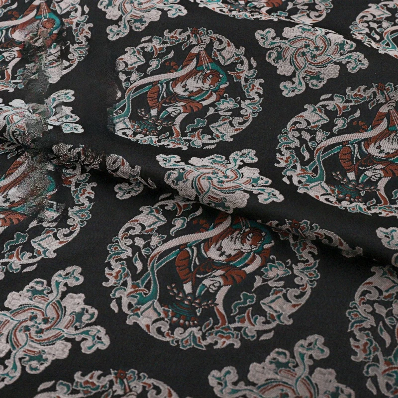 Tiger Brocade Pattern Jacquard Song Brocade Fabric Traditional Chinese Style Vest Outerwear Designer Apparel Material Wholesale
Tiger Brocade Pattern Jacquard Song Brocade Fabric Traditional Chinese Style Vest Outerwear Designer Apparel Material Wholesale