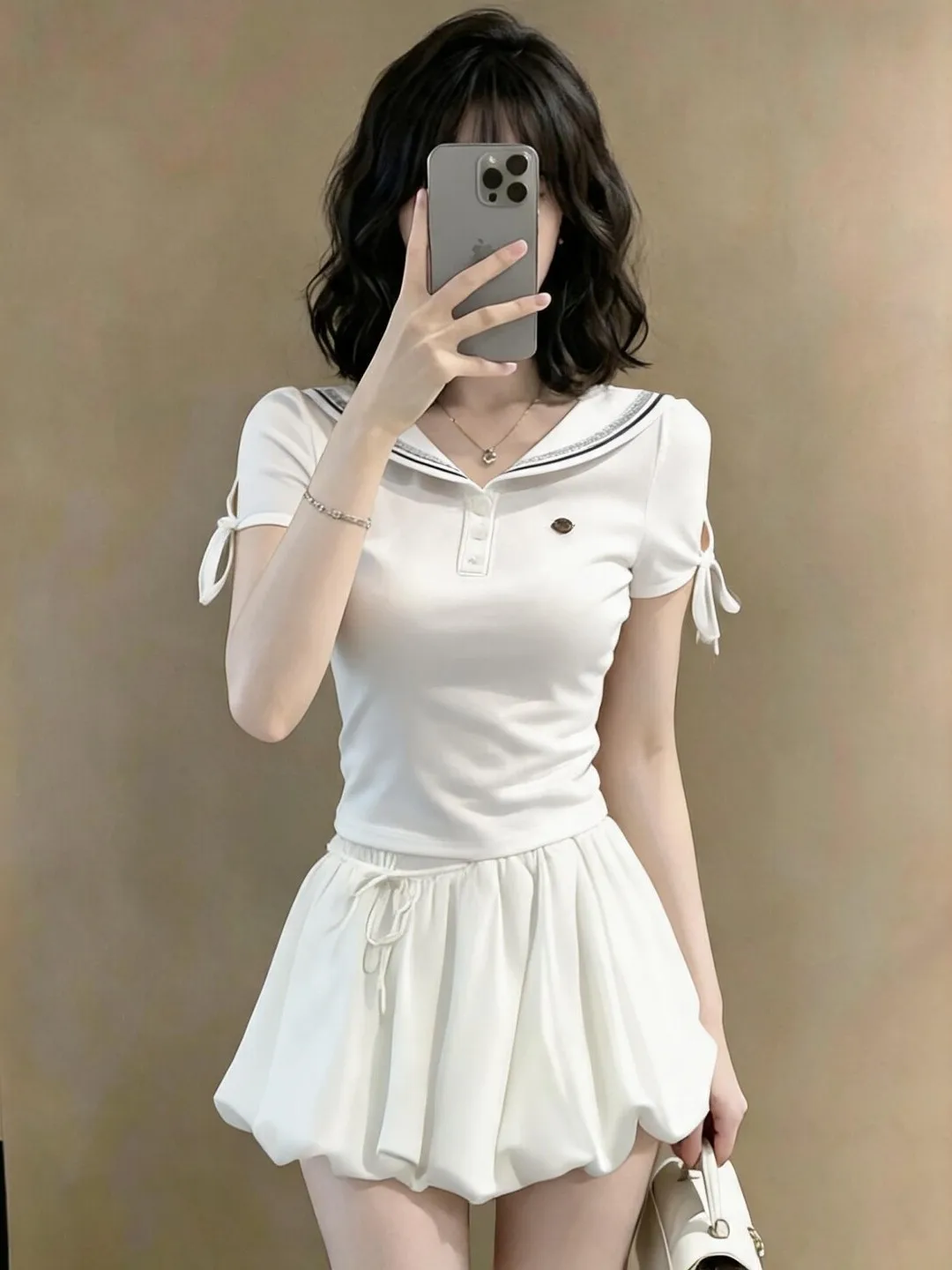 Korean College Style Navy Collar Short Sleeve Short Skirt Set Women Summer New Casual Pure Youth Anti-aging Fashion Ensemble
Korean College Style Navy Collar Short Sleeve Short Skirt Set Women Summer New Casual Pure Youth Anti-aging Fashion Ensemble
