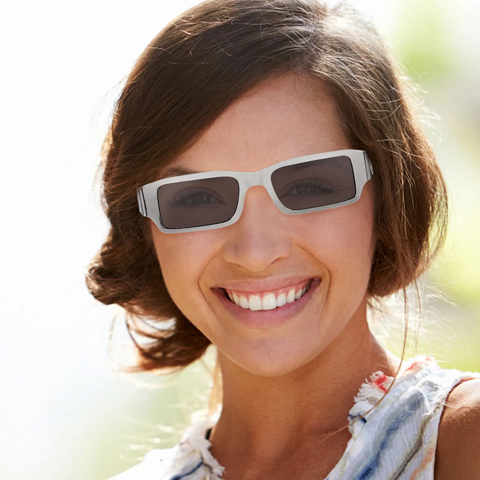 Metal Sunglasses Silver Frame Gray Lens Stylish Fashion Glasses Unisex 2023 All match Outdoor Travel Selfie Quality
Metal Sunglasses Silver Frame Gray Lens Stylish Fashion Glasses Unisex 2023 All match Outdoor Travel Selfie Quality
