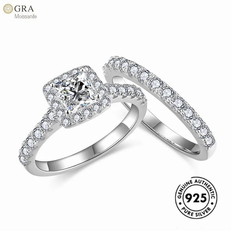 Princess Square 0.8-Carat Moissanite Diamond Jewelry Two Sets For Women's Engagement Ring In Real Solid 925 Sterling Silver
Princess Square 0.8-Carat Moissanite Diamond Jewelry Two Sets For Women's Engagement Ring In Real Solid 925 Sterling Silver
