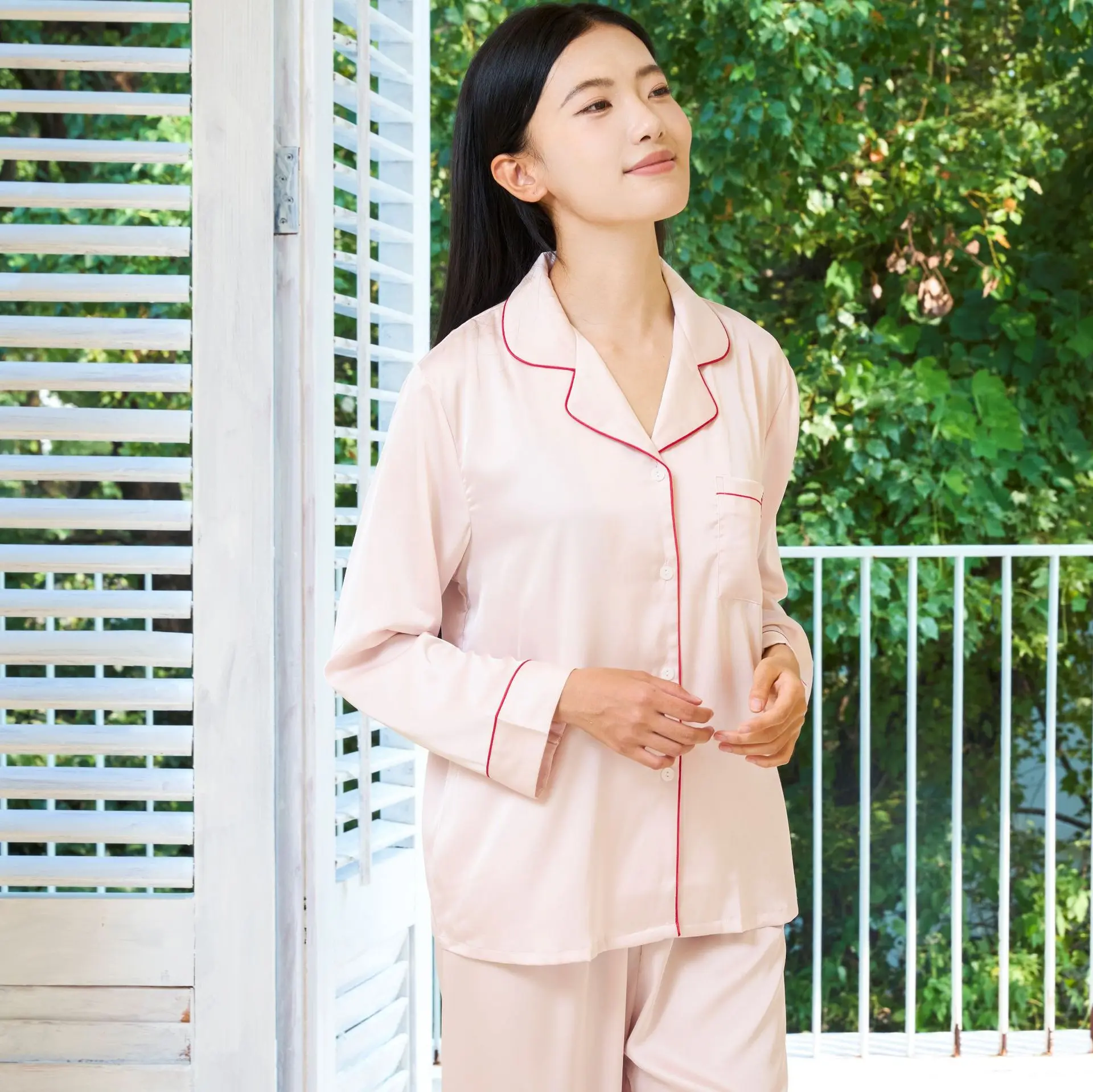 Spring Women Satin Pajamas Cozy Lounge Set Autumn Long Sleeve Buttons Lapel Top Pants Loungewear 2 Piece Sleepwear
Spring Women Satin Pajamas Cozy Lounge Set Autumn Long Sleeve Buttons Lapel Top Pants Loungewear 2 Piece Sleepwear
