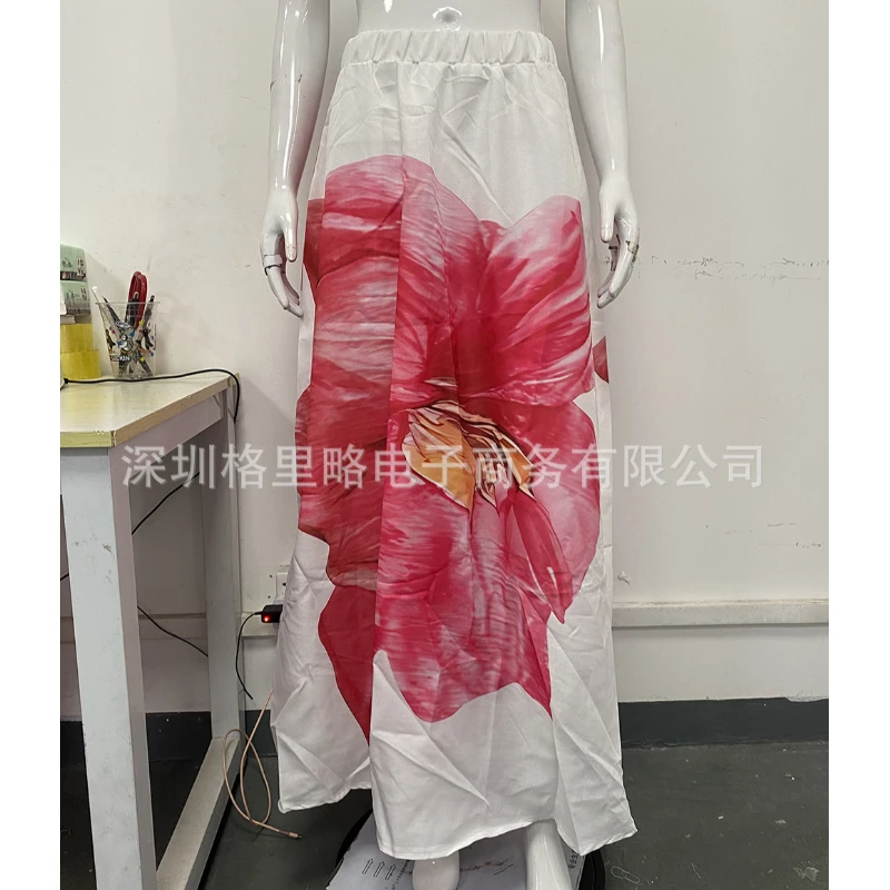 Summer New Seaside Vacation Style Fashionable Flower Printed Low Waist A-line Half Body Skirt Long Ins
Summer New Seaside Vacation Style Fashionable Flower Printed Low Waist A-line Half Body Skirt Long Ins
