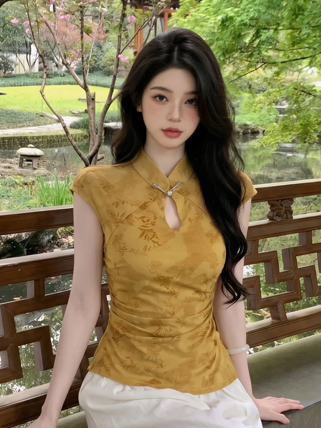 New Chinese Style Stand Collar Hollow out Short Sleeve Button up Top Women Summer Spicy Retro Slim Fit Asymmetrical T-Shirt
New Chinese Style Stand Collar Hollow out Short Sleeve Button up Top Women Summer Spicy Retro Slim Fit Asymmetrical T-Shirt