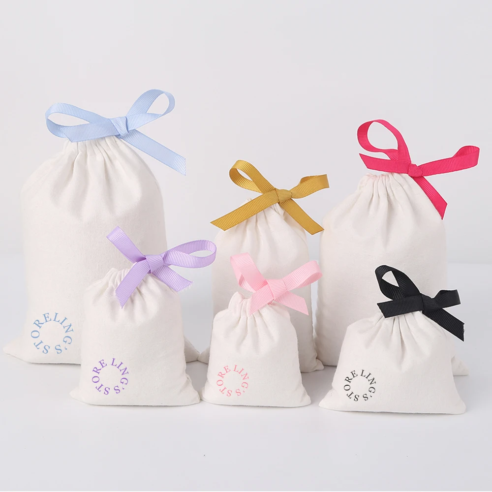 100Pcs Lovely Personalized Logo White Cotton Drawstring Bag Jewelry Packaging Wedding Favors Candy Cosmetic Canvas Ribbon Pouch
100Pcs Lovely Personalized Logo White Cotton Drawstring Bag Jewelry Packaging Wedding Favors Candy Cosmetic Canvas Ribbon Pouch