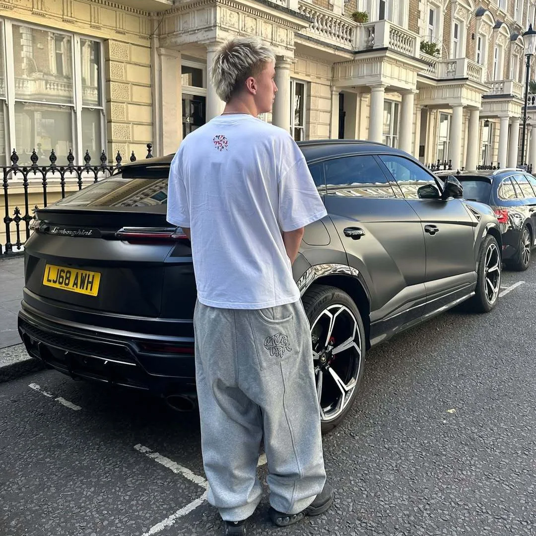 Mertra Embroidered Sweatpants: Retro Streetwear, Hip-Hop, Casual, Loose-Fit, Athletic Pants
Mertra Embroidered Sweatpants: Retro Streetwear, Hip-Hop, Casual, Loose-Fit, Athletic Pants