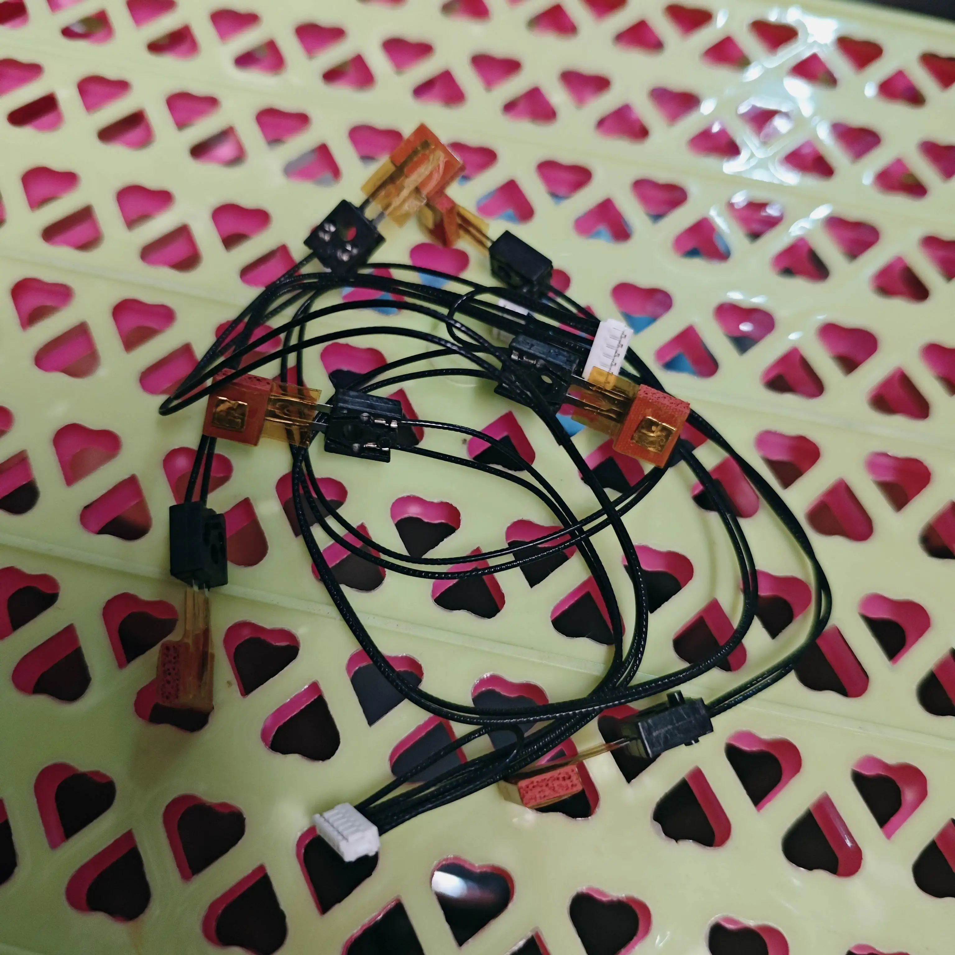 1 шт. A1UDR71011 термистор фьюзера для Konica Minolta bizhub 223 283 363 423 7828
1 шт. A1UDR71011 термистор фьюзера для Konica Minolta bizhub 223 283 363 423 7828