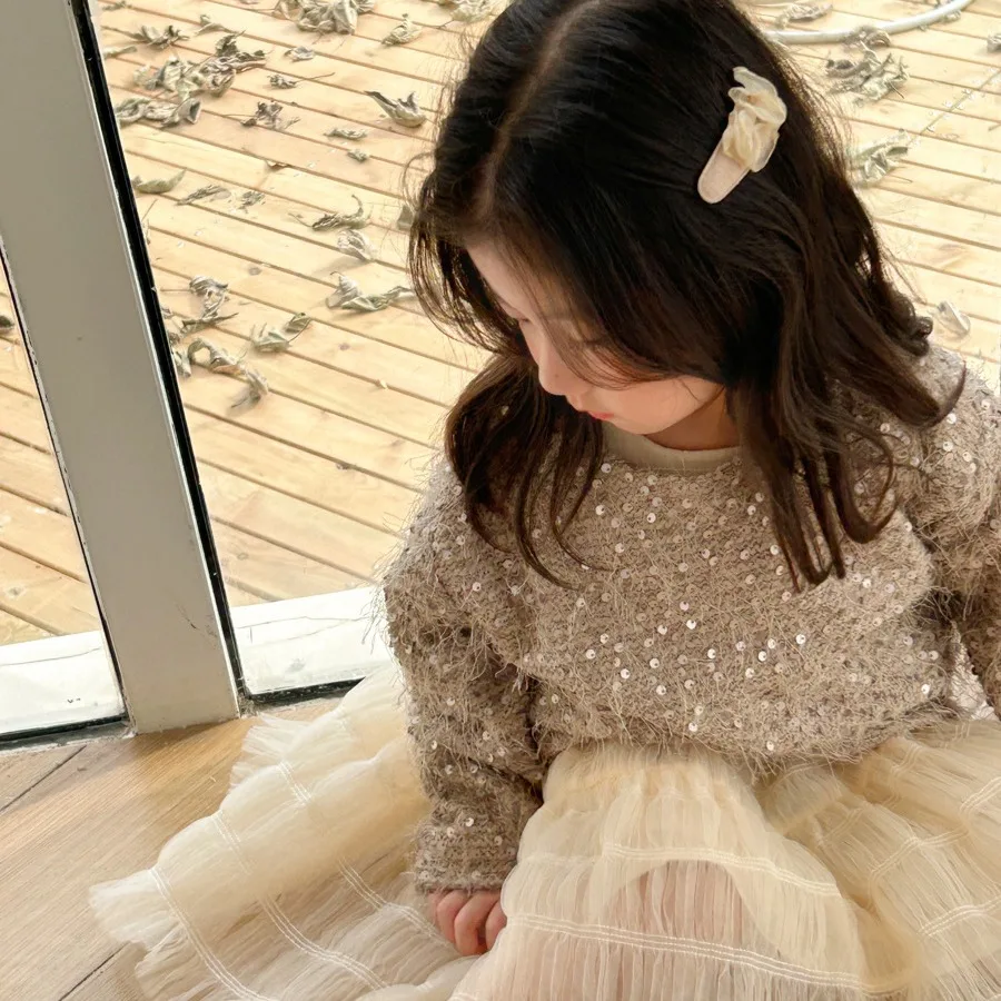 2024 New Children's And Fashionable Heavy Industry Sequin For Girls Versatile Round Neck Must Fur Top
2024 New Children's And Fashionable Heavy Industry Sequin For Girls Versatile Round Neck Must Fur Top