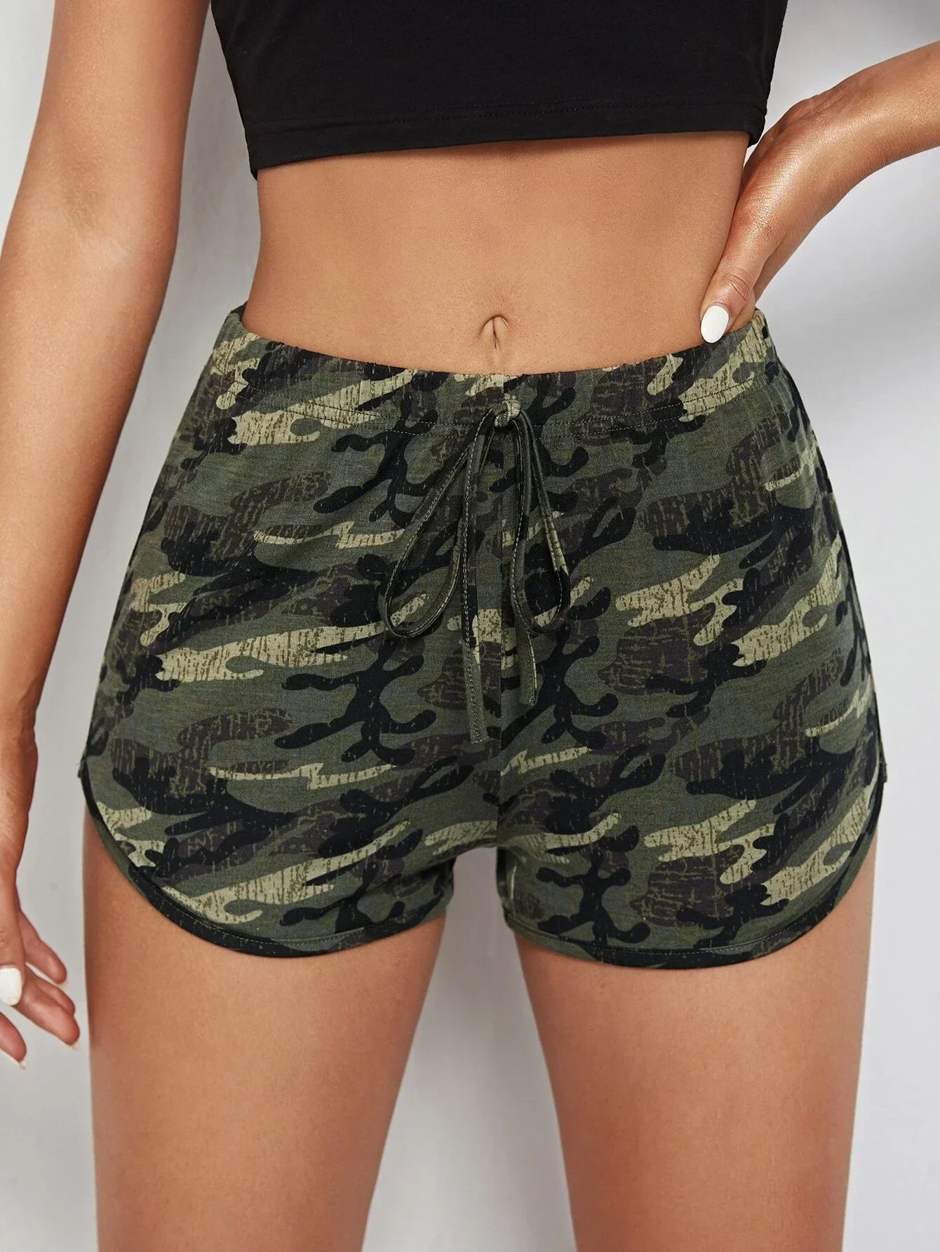 New Summer Women's Casual Sports Shorts Ladies Fashion Camouflage Lace Up Fashionable Camouflage Printed Casual Shorts
New Summer Women's Casual Sports Shorts Ladies Fashion Camouflage Lace Up Fashionable Camouflage Printed Casual Shorts