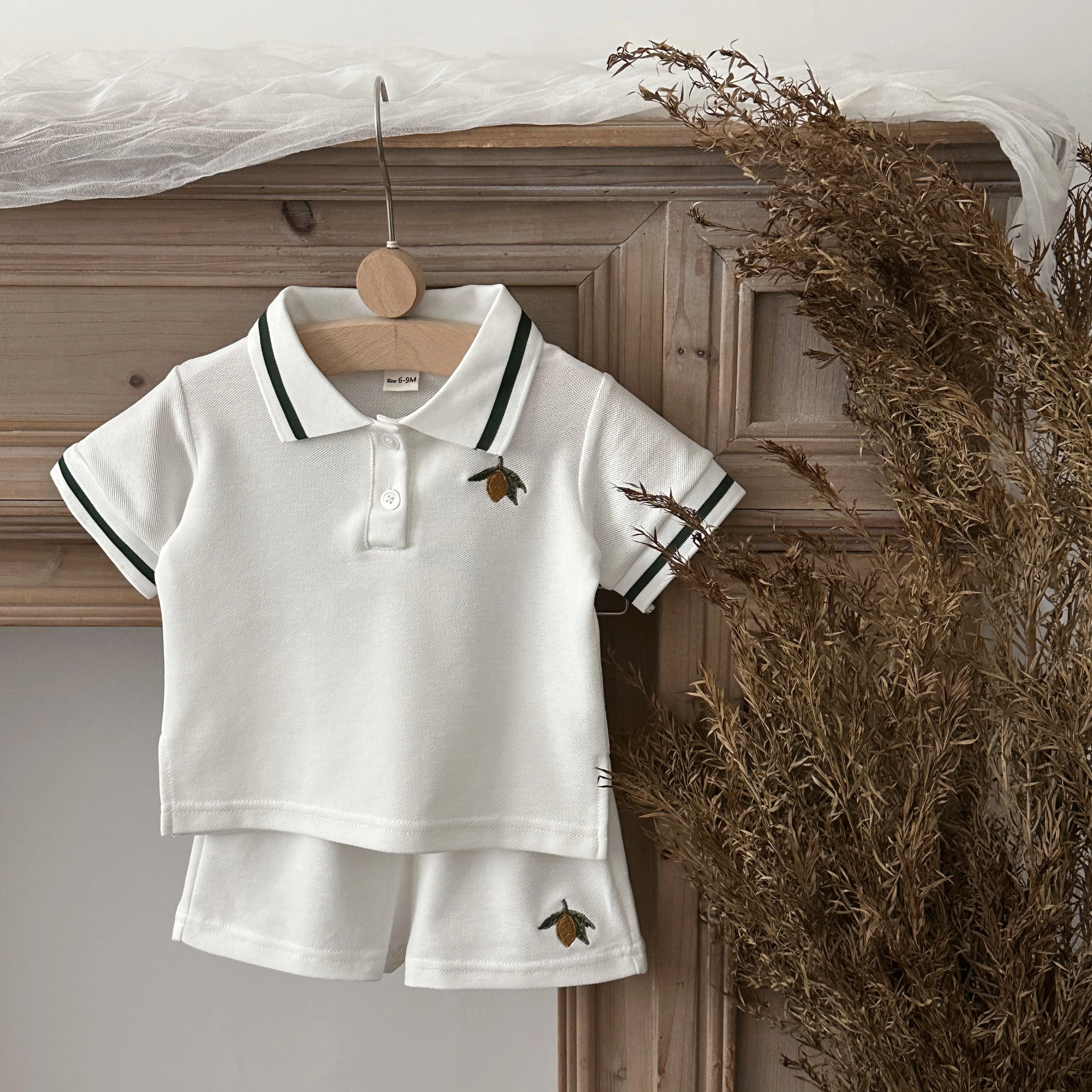 2-Piece Baby Boys Girls Summer Stripe Stripe Short Sleeve Top + Casual Shorts New Casual Comfort Fruit Embroidery Suit 0-3Y
2-Piece Baby Boys Girls Summer Stripe Stripe Short Sleeve Top + Casual Shorts New Casual Comfort Fruit Embroidery Suit 0-3Y