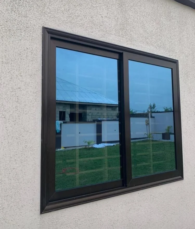 Factory Direct Supply Aluminum Alloy Sliding Windows Home Decoration Double Layer Tempered Glass Sliding Windows Customized Size
Factory Direct Supply Aluminum Alloy Sliding Windows Home Decoration Double Layer Tempered Glass Sliding Windows Customized Size