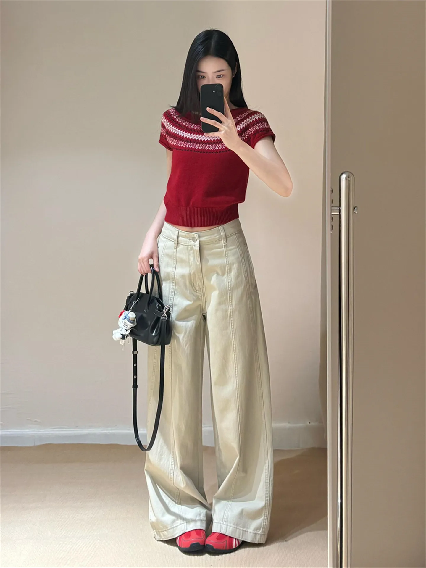 American Style High Waist Wide Leg Denim Jeans Women Summer Loose Loose Drapey Design Slimming Straight Floor-Length Pants
American Style High Waist Wide Leg Denim Jeans Women Summer Loose Loose Drapey Design Slimming Straight Floor-Length Pants