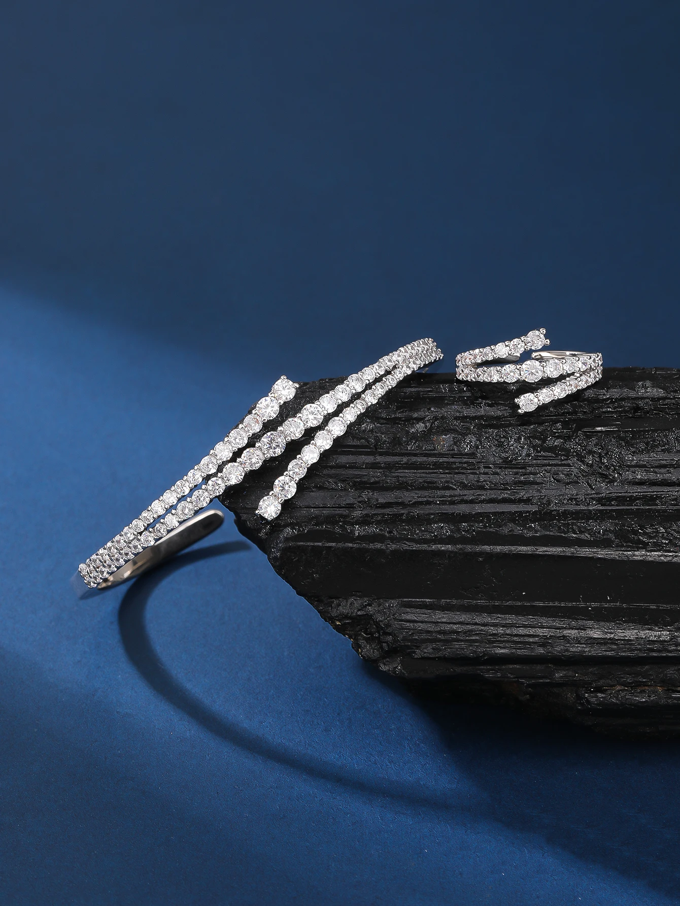 2025 New high quality cubic zirconia adjustable 2 sets of Dubai bride wedding party jewelry set gift
2025 New high quality cubic zirconia adjustable 2 sets of Dubai bride wedding party jewelry set gift