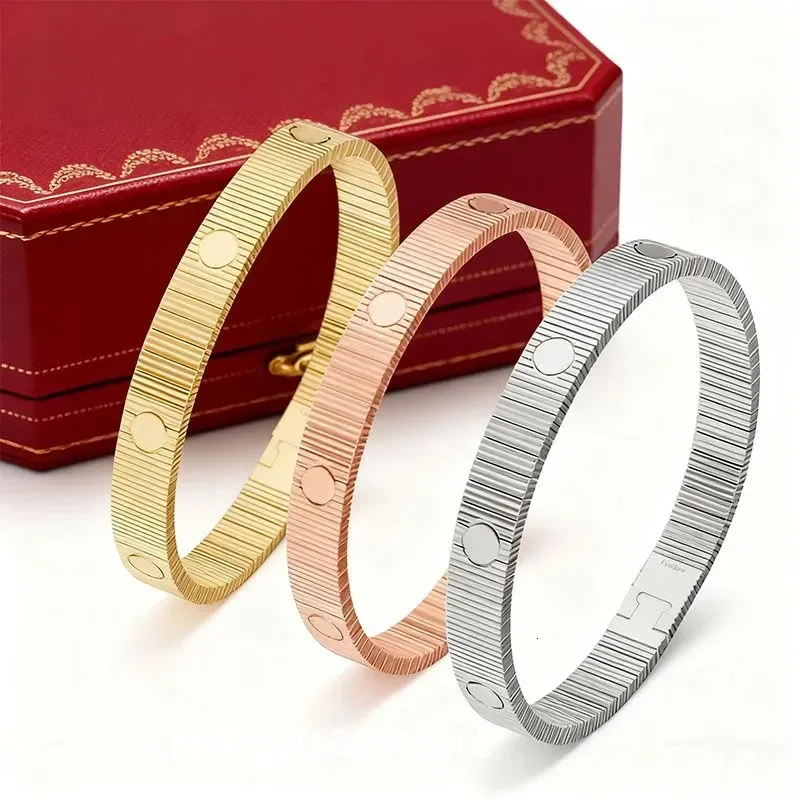 classic bracelets gold designer luxury jewelry Diamond bangle Gold new
classic bracelets gold designer luxury jewelry Diamond bangle Gold new