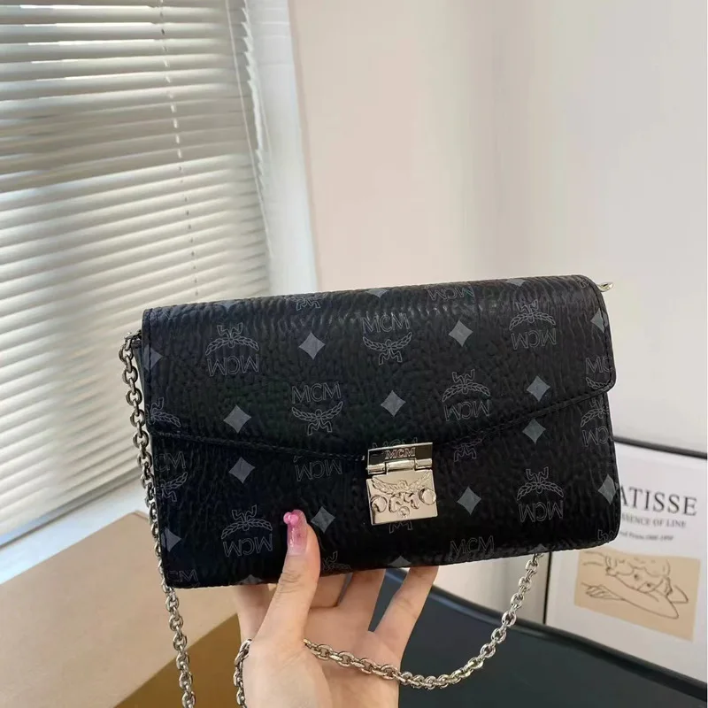 Новая качественная классическая сумка-цепочка с принтом, модная сумка через плечо с буквенным принтом, сумка для повседневного использования с замком-защелкой на одно плечо
Новая качественная классическая сумка-цепочка с принтом, модная сумка через плечо с буквенным принтом, сумка для повседневного использования с замком-защелкой на одно плечо