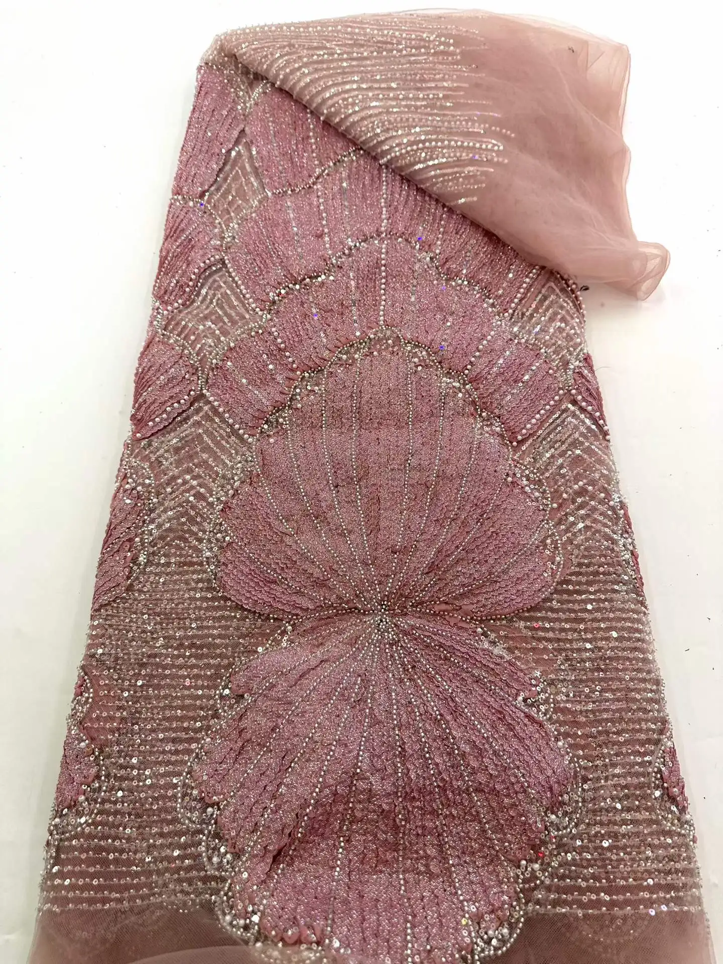 African Beaded Tulle Lace Fabric 2026 High Quality Luxury French Nigerian Sequins Mesh Lace for Party Dress Sewing
African Beaded Tulle Lace Fabric 2026 High Quality Luxury French Nigerian Sequins Mesh Lace for Party Dress Sewing