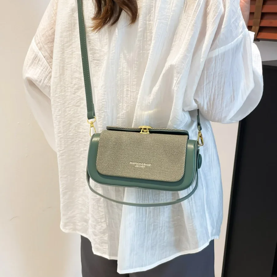 New fashionable casual stylish niche high-end retro single-shoulder crossbody women's bag commuting small square bags
New fashionable casual stylish niche high-end retro single-shoulder crossbody women's bag commuting small square bags