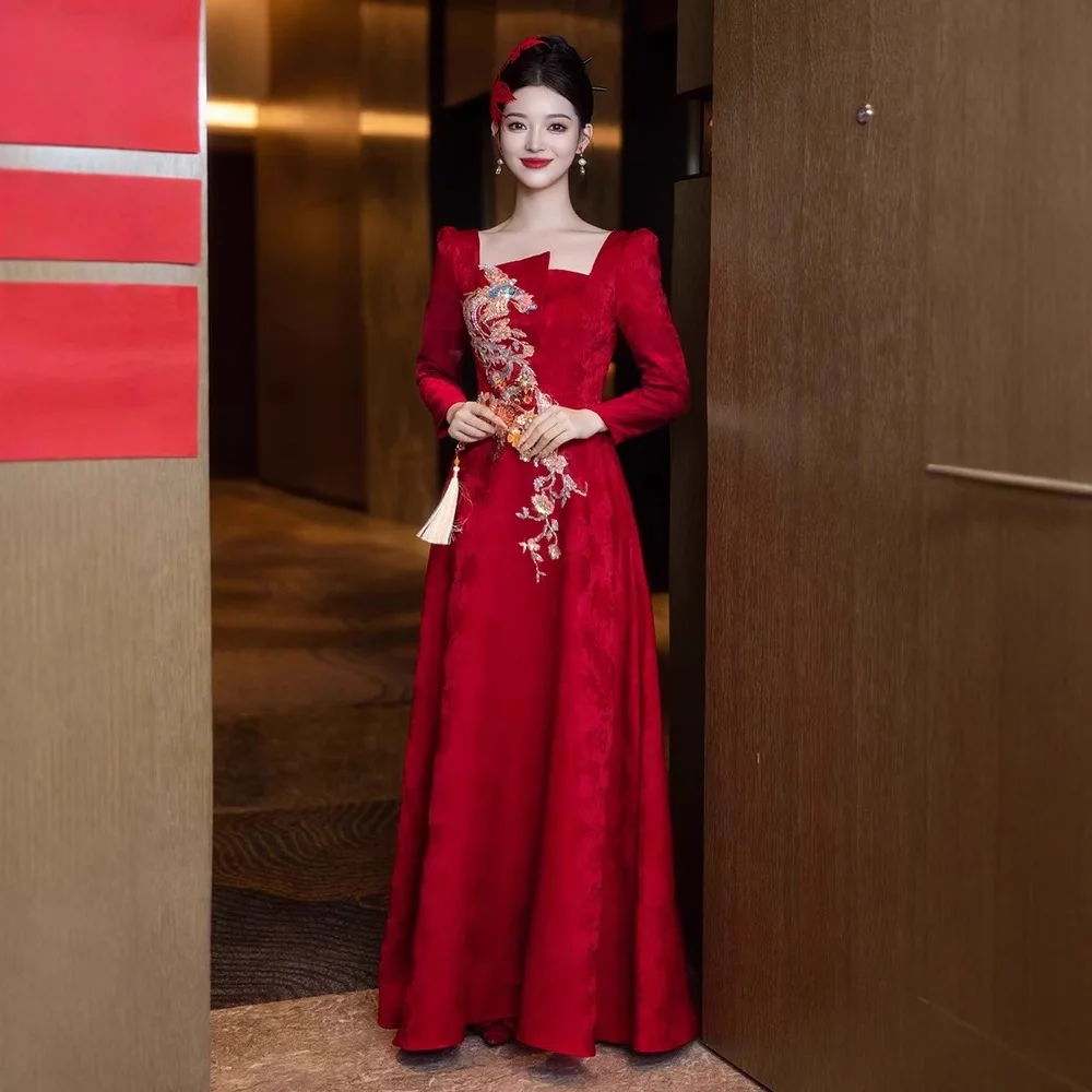 Wine Red Bridal Toast Dress New Chinese Engagement Evening Dress High-End Sense Court Banquet Dress Winter
Wine Red Bridal Toast Dress New Chinese Engagement Evening Dress High-End Sense Court Banquet Dress Winter
