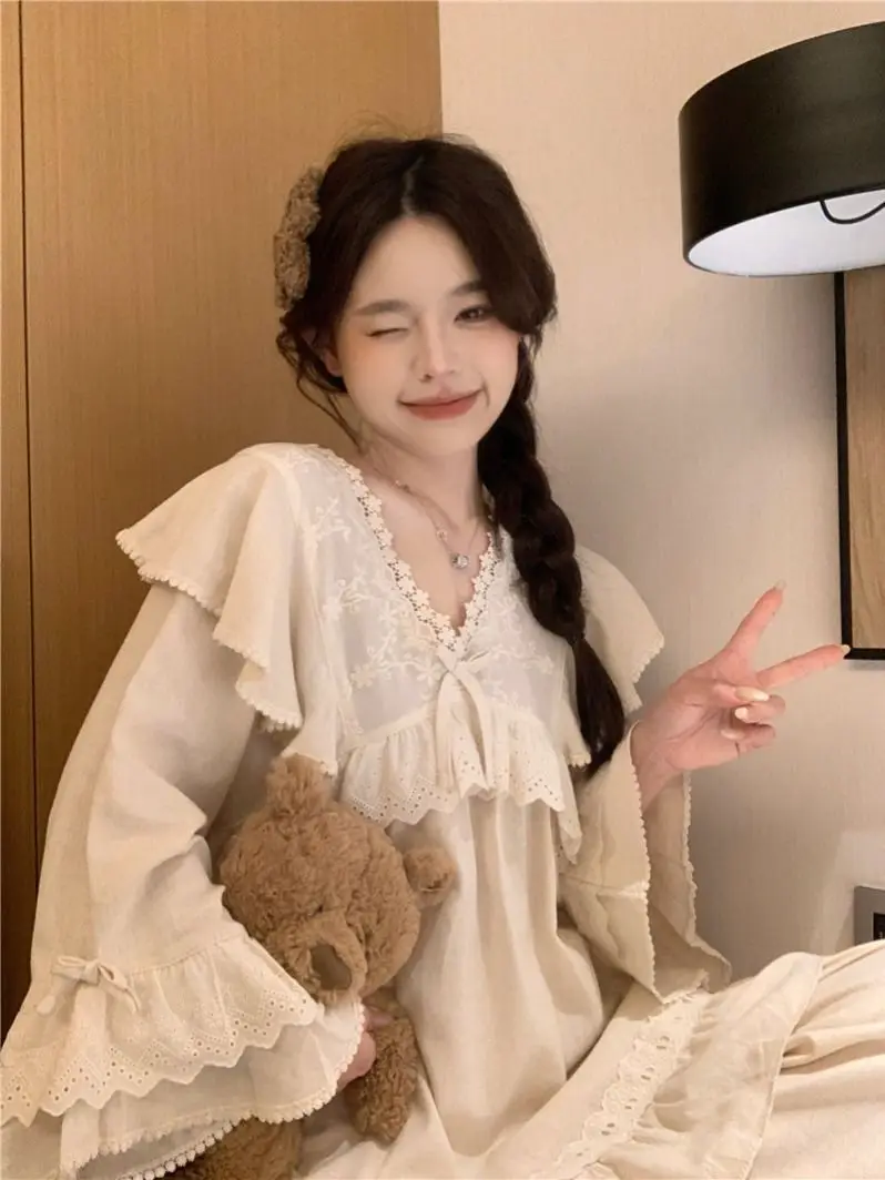 Korean Cute Princess Style Lace Hollow Loose Long-sleeved Home Clothes 2 Piece Set Night Skirt Sleep Slip Underwear Silk Women's
Korean Cute Princess Style Lace Hollow Loose Long-sleeved Home Clothes 2 Piece Set Night Skirt Sleep Slip Underwear Silk Women's