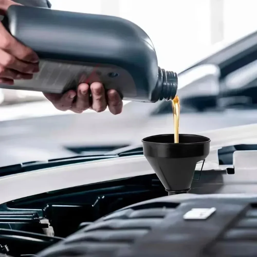 Automobile, truck, motorcycle universal oil and gas filling tool, car engine funnel with filter - bendable hose
Automobile, truck, motorcycle universal oil and gas filling tool, car engine funnel with filter - bendable hose